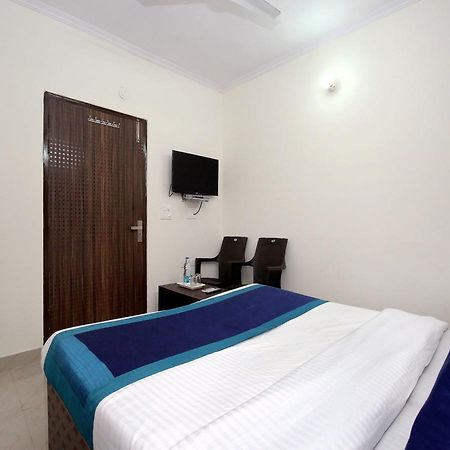 Oyo 10075 Hotel Kaydee Amritsar Buitenkant foto