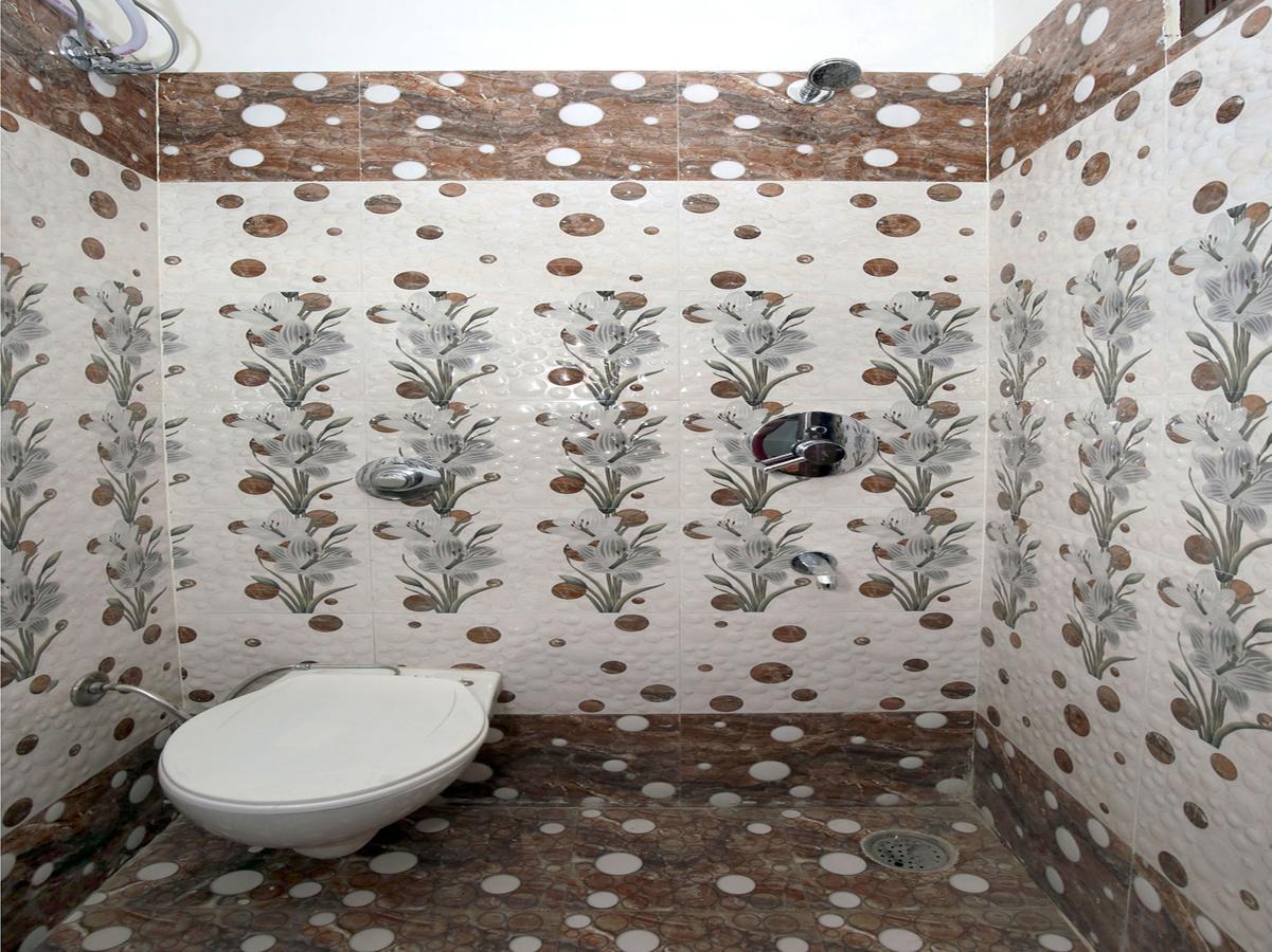 Oyo 10075 Hotel Kaydee Amritsar Buitenkant foto